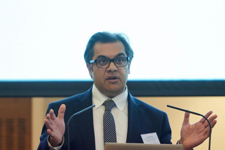 Suvankar Pal, Principal Investigator at the Euan MacDonald Centre, giving a research presentation