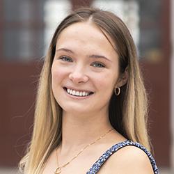 headshot of Alyssa Corbett